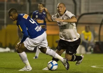 Polêmica no Mineirão reacende histórico de erros contra clubes mineiros diante do Corinthians, relembre o maior escândalo do Brasileirão pontos corridos: Corinthians 1×0 Cruzeiro em 2010