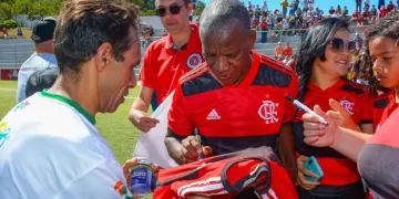 Duelo de Gigantes: Vitória da Conquista recebe o Flamengo Master em jogo festivo domingo as 10h
