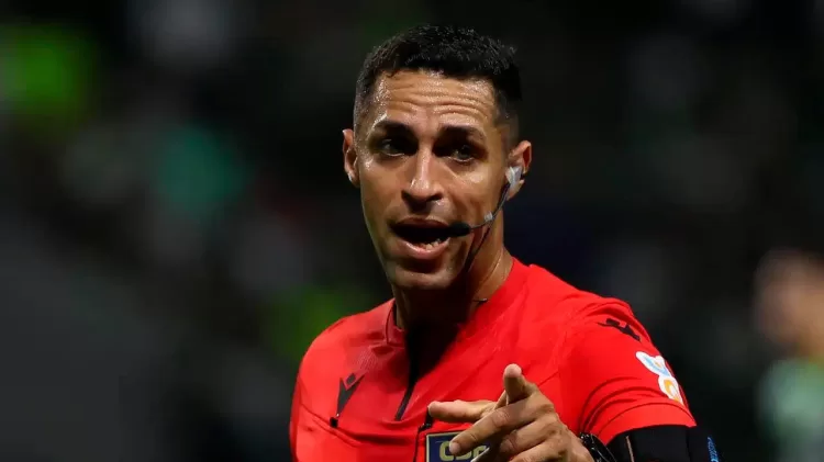 CBF define arbitragem para os jogos de volta das semifinais da Copa do Brasil