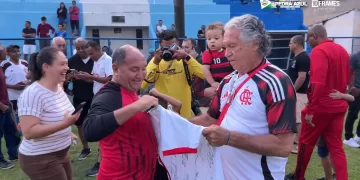 A partida entre Pedra Azul e Flamengo Master 7/1 foi adiada por fortes chuvas na região, Rondinelli explica