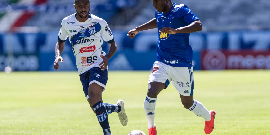 Ingressos antecipados para URT x Cruzeiro, pelo Campeonato Mineiro 2026, se esgotam em 24 horas com 42 dias de antecedência