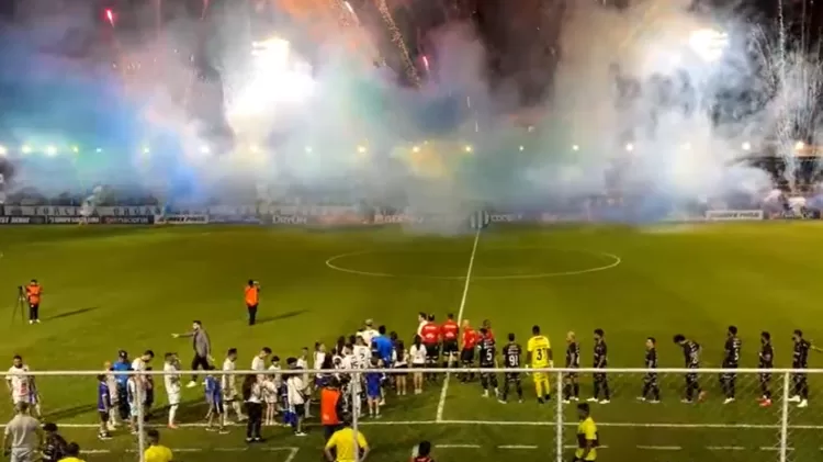 URT segura pressão do North e estreia com empate sem gols no Mineiro 2025