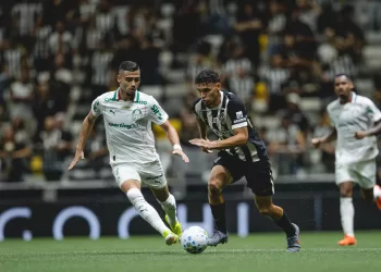 Atlético-MG e Palmeiras empatam em duelo movimentado na abertura do Brasileirão 2026