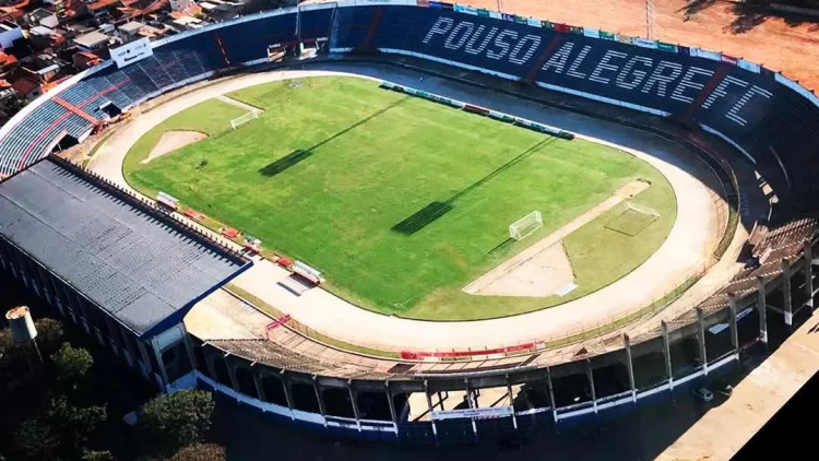 Pouso Alegre amplia a venda de ingressos para 18 mil pessoas no  jogo contra o Galo.
