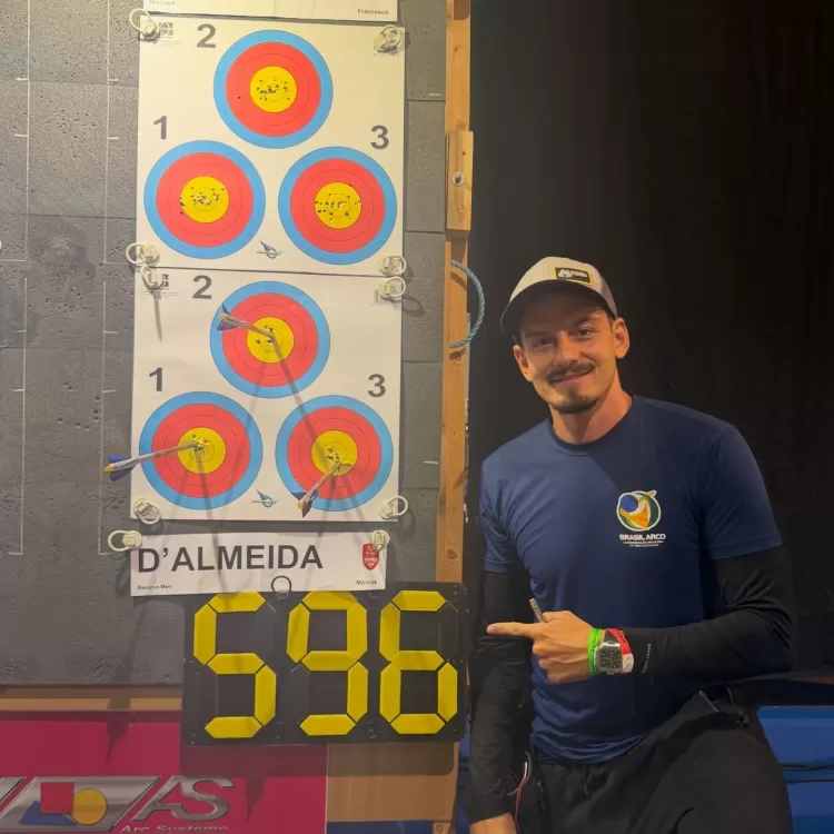 Marcus D'Almeida Arqueiro Brasileiro - Foto Redes Sociais