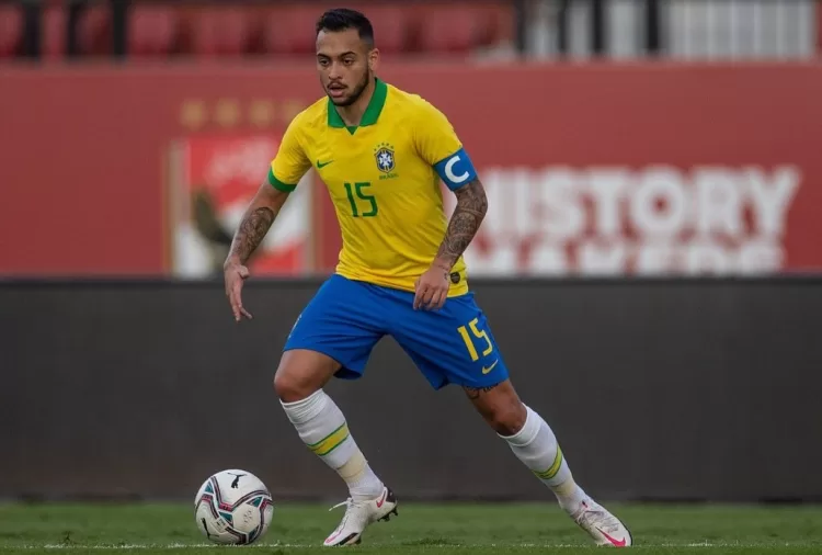 Atlético-MG sela pré-acordo com Maycon e avança em mais um reforço para o meio-campo