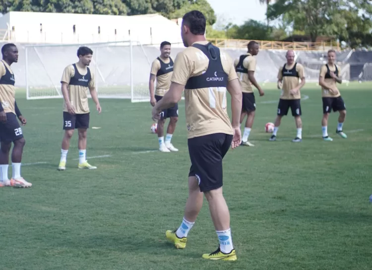 North intensifica preparação no CT Credinor de olho na liderança e no duelo contra o Democrata