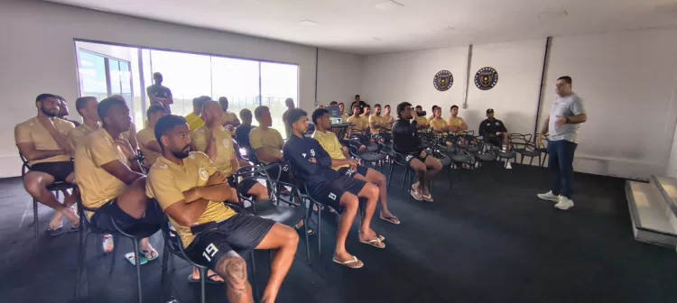 North recebe treinamento de arbitragem da FMF para alinhar condutas no Campeonato Mineiro 2026