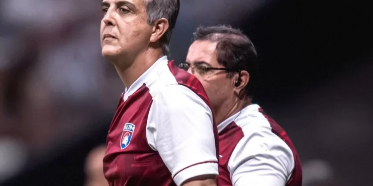 Caiu, mais um treinador no Campeonato Mineiro, Ávila e demitido do Betim