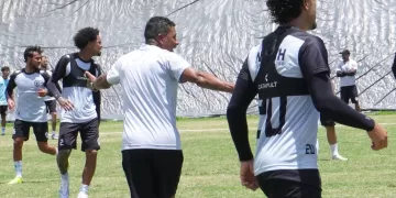 Kleberson comanda treino visando jogo North X Uberlândia foto ASCOM NORTH