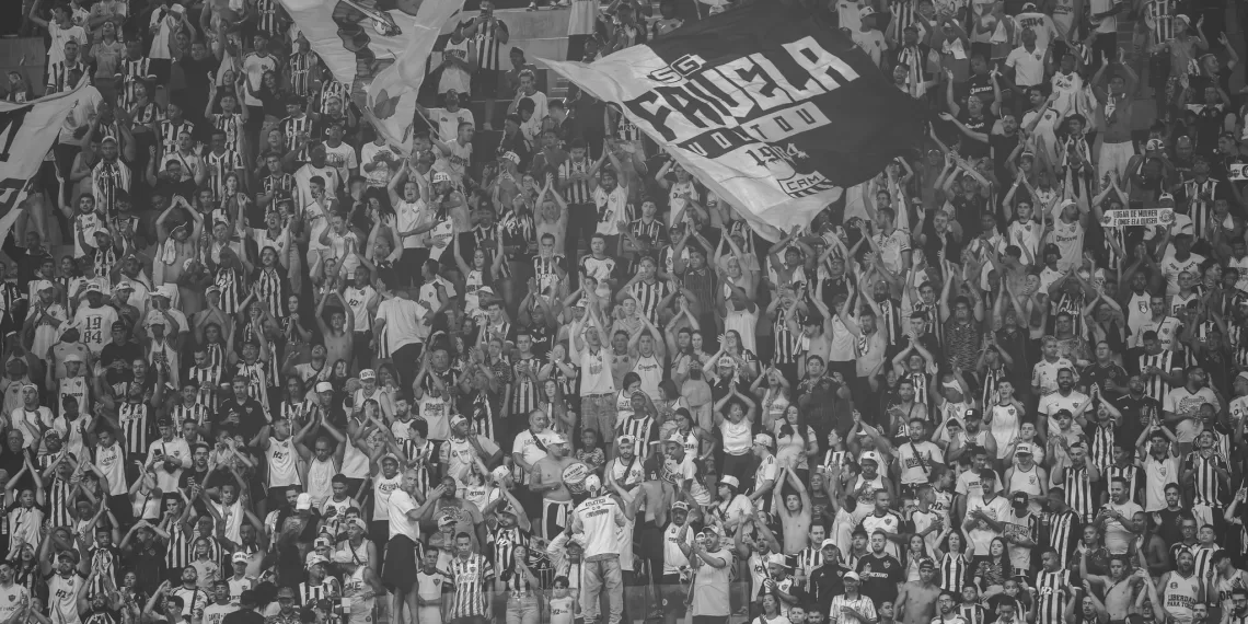 Torcida do Atlético durante jogo Atlético 2x2 Remo - Foto Pedro Souza - Atlético