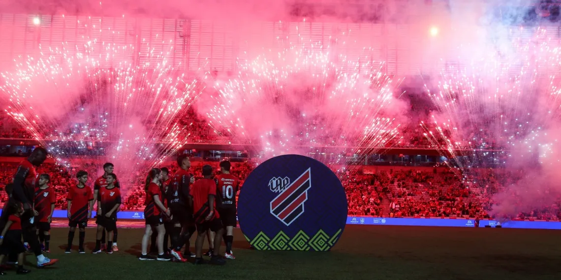 Cruzeiro sofre com início avassalador do Athletico-PR e segue sem vencer no Brasileirão