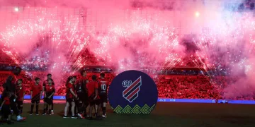 Cruzeiro sofre com início avassalador do Athletico-PR e segue sem vencer no Brasileirão