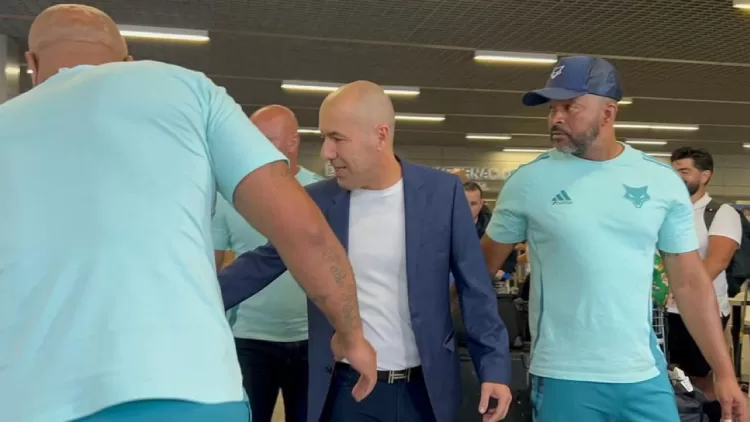 Leonardo Jardim desembarca em Belo Horizonte nesta segunda feira.