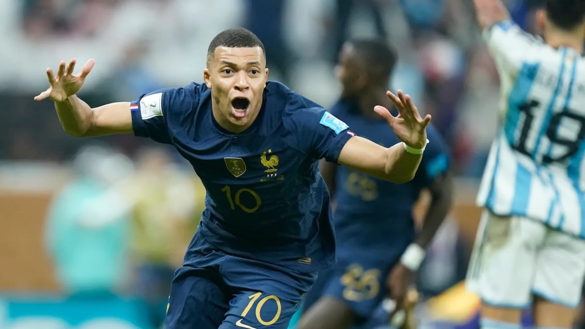 Mbappe Durante Copa de 2022 - Fotos Alaric Seven