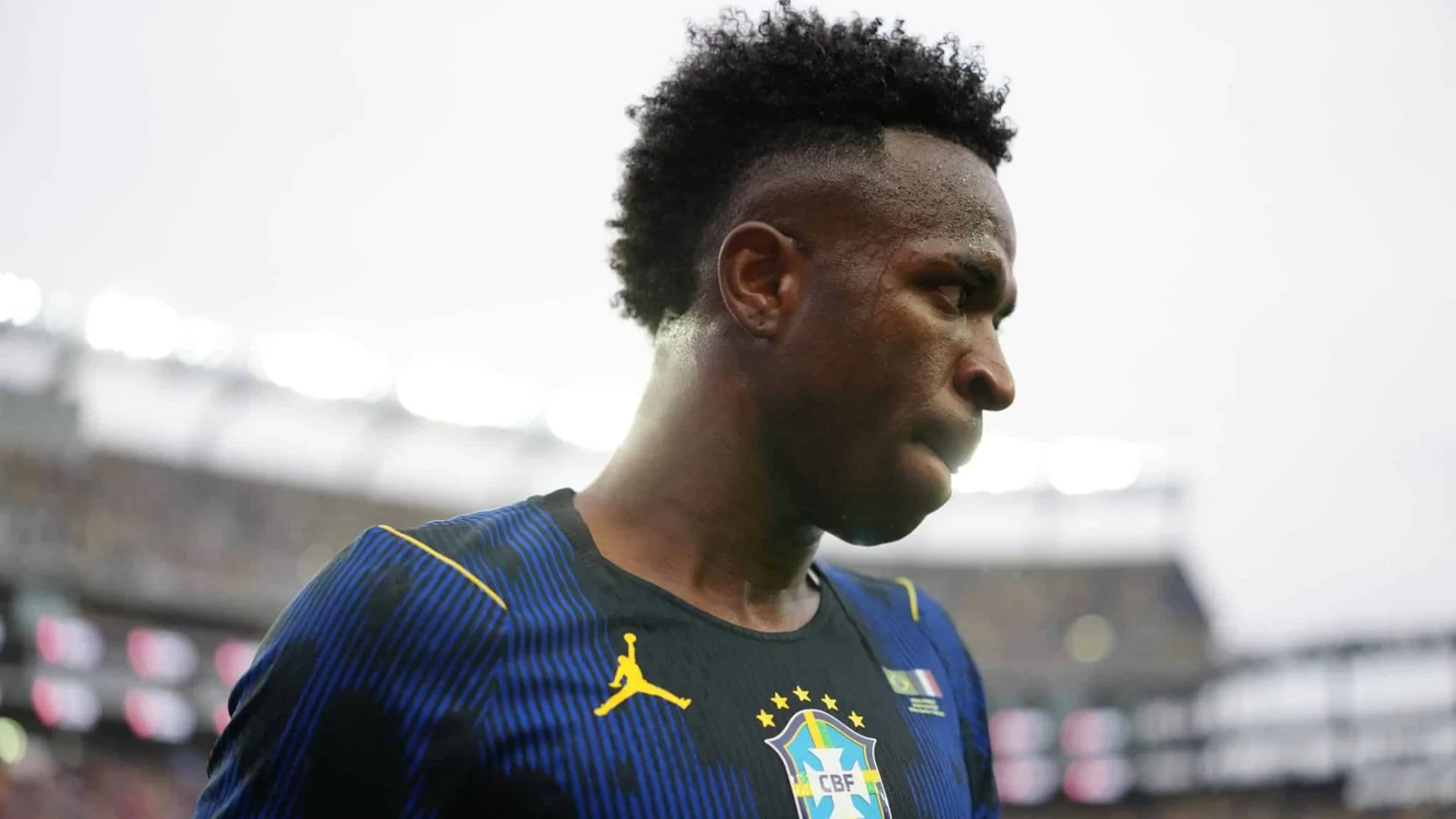 Vinicius Júnior tem atuação apagada diante da França - Brasil perde por 2x1 - Foto Michael Owens