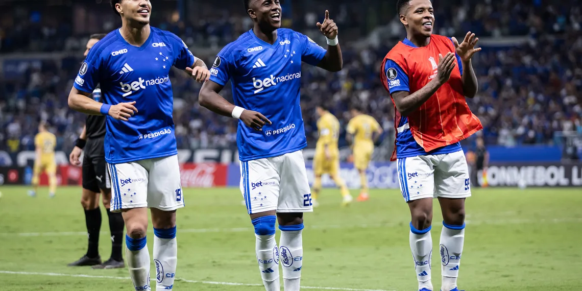 Cruzeiro vence jogo complicadíssimo diante do Boca Juniors e assume liderança do grupo