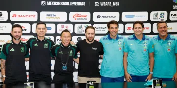 Brasil x México: lendas do futebol se reencontram em duelo festivo no Estádio Azteca