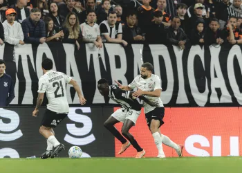 Atlético perde para Corinthians om golaço do marroquino Zakaria