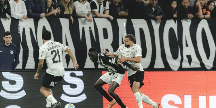 Atlético perde para Corinthians om golaço do marroquino Zakaria