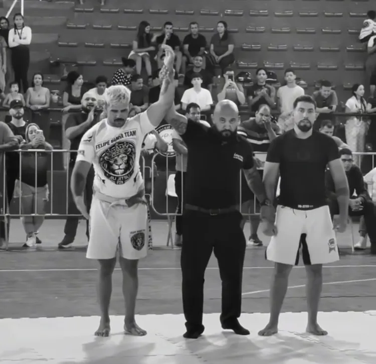 Grappling afiado! Felipe Banha vence campeonato de NO-Gi do Instituto Conexão nos masters