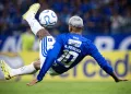 Com show de Matheus Pereira Cruzeiro goleia Barcelona e garante vaga nas oitavas da libertadores