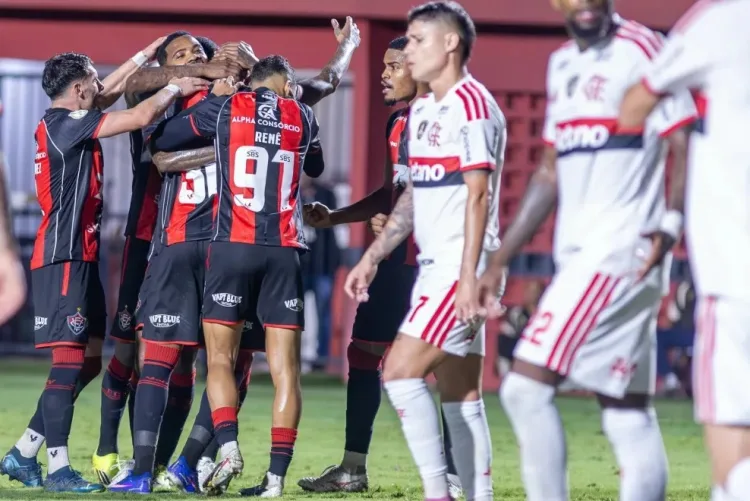 Vitória elimina Flamengo no Barradão e volta às oitavas da Copa do Brasil após quatro anos