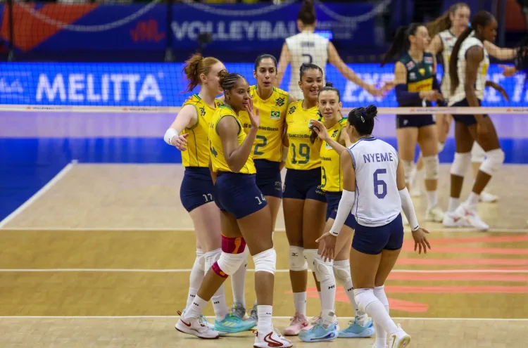 Brasil derruba invencibilidade histórica da Itália no vôlei feminino