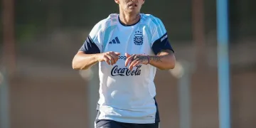 Cruzeiro encaminha contratação de Gabriel Rorras e lateral deve ser o primeiro reforço da janela