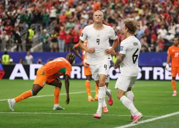 Haaland fez o segundo gol da Noruega - Foto Lars Baron Getty Images - Licença CC BY