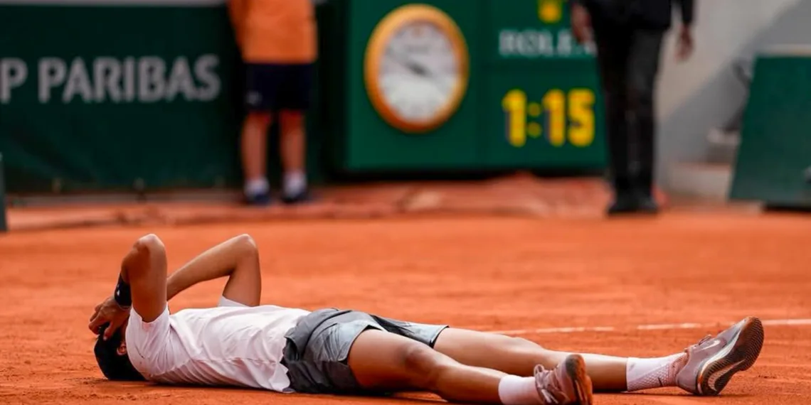 Luís Guto Miguel conquista Roland Garros Junior Series 2026 e assume o topo do ranking mundial juvenil
