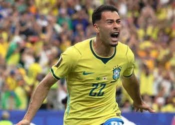 Brasil sofre, mas vence o Japão de virada nos acréscimos e avança às quartas de final da Copa do Mundo 2026