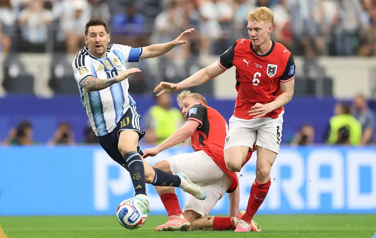 Com mais um show de Messi Argentina vence a Áustria e esta classificada para a segunda fase da Copa do Mundo