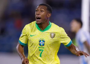Brasil terá apenas uma mudança contra a Escócia; Neymar volta a ser opção