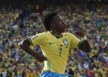 Brasil estreia na Copa do Mundo com empate diante de Marrocos após golaço de Vinícius Júnior