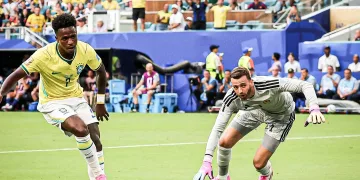 Brasil domina a Escócia, vence por 3 a 0 e garante liderança do Grupo C na Copa do Mundo
