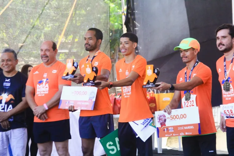 Evando Silva conquista pódio em competição de nível internacional e leva o nome de São João do Paraíso ao destaque
