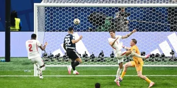 Argentina vira sobre a Inglaterra em jogo épico e vai à final da Copa do Mundo para enfrentar a Espanha