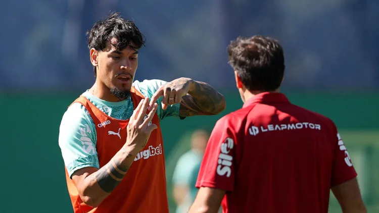O jogador Gustavo Gómez, da SE Palmeiras, durante treinamento, na Academia de Futebol. - Foto Cesar Greco Palmeiras by Canon