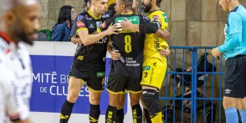 Praia Clube garante vaga no mata-mata da LNF e mira classificação direta às quartas; Minas segue pressionado