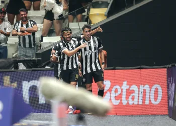 Atlético-MG encerra jejum contra o Vitória e chega a 13 jogos invicto na temporada
