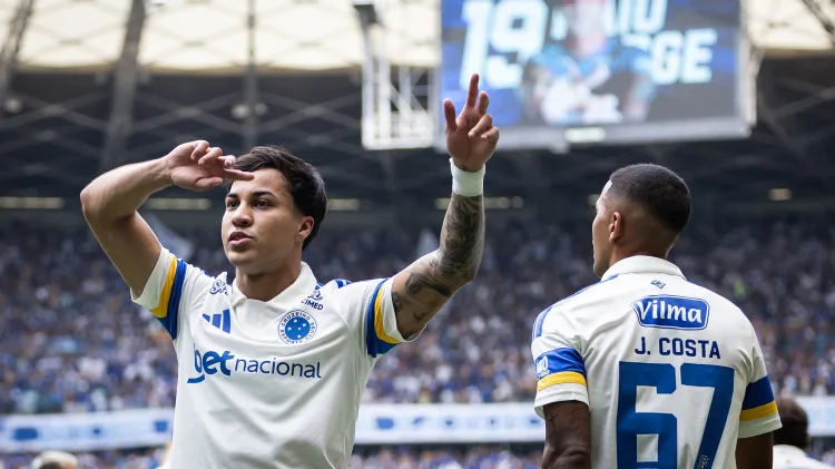 Cruzeiro domina o Mirassol, vence por 3 a 1 e entra no G5 do Brasileirão