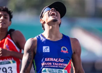 Kevin Aguero bate recorde brasileiro e sul-americano nos 400 metros com barreiras Sub-18