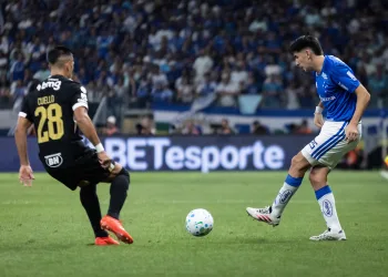 Cruzeiro e Atlético-MG empatam no Mineirão e deixam vaga na semifinal da Copa do Brasil em aberto