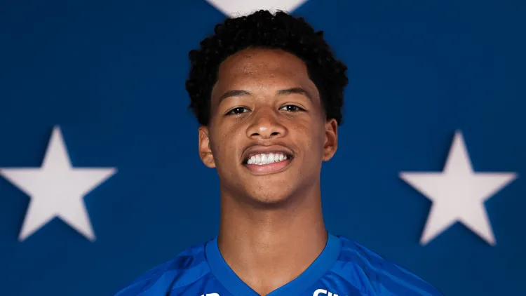 Zé Lucas será titular pela primeira vez pelo Cruzeiro contra o Mirassol