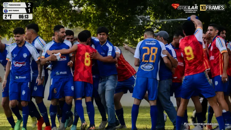 São João do Paraíso e Pedra Azul fazem duelo decisivo por vaga na final da Copa Folha Regional 2026