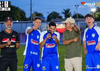 Paraisense empata com Pedra Azul e está na final da Copa Folha Regional