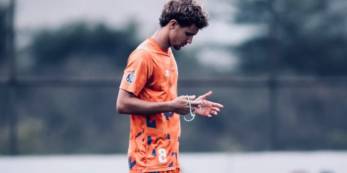 Raphael Campos marca pelo Coimbra e destaca aprendizado após experiência no FC Porto